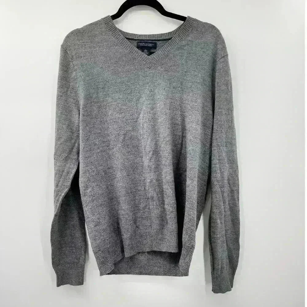 Banana Republic Men’s Gray V-Neck Pullover Sweater Extra Fine Merino Wool Size L